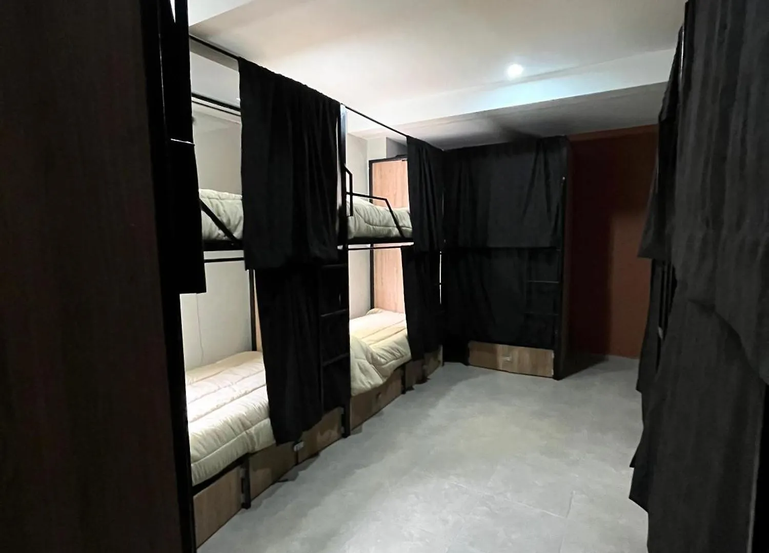 Hostel Dale メンドーサ